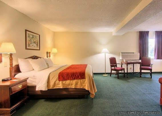 Super 8 By Wyndham Chambersburg I-81 Hotel Exterior foto